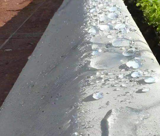 德令哈硅烷浸渍涂料在混凝土保护中的应用